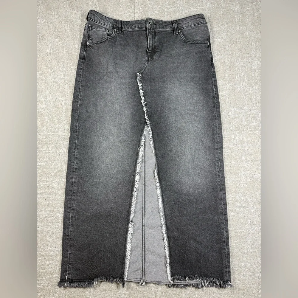 H&M Divded Black Wash V-Front Denim Boho Maxi Midi Skirt Womens Size 12